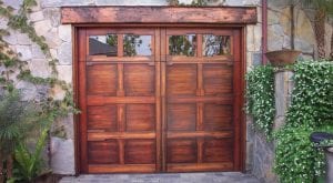 Carriage_House_Door_002.jpg
